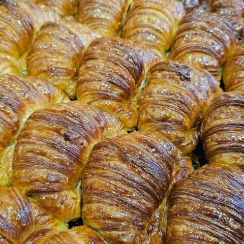 Curso Presencial de Medialunas y Facturas de Manteca